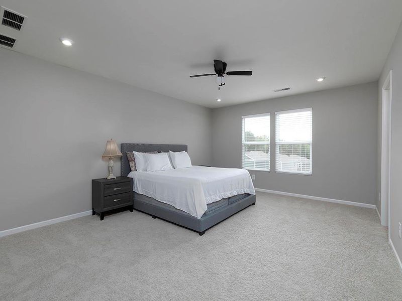 Furnished interior view inside a new home in , Dallas (Image 30). Furnished interior view inside a new home in , Dallas (Image 30).
