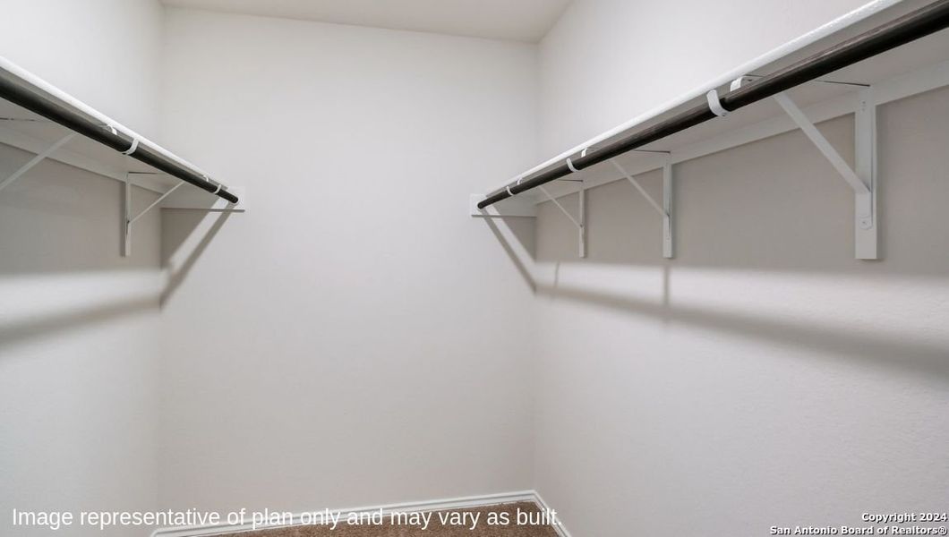 Spacious, unfurnished interior of a new home in Redbird Ranch, San Antonio (Image 19). Spacious, unfurnished interior of a new home in Redbird Ranch, San Antonio (Image 19).