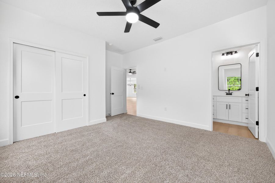 Spacious, unfurnished interior of a new home in , Palatka (Image 28). Spacious, unfurnished interior of a new home in , Palatka (Image 28).