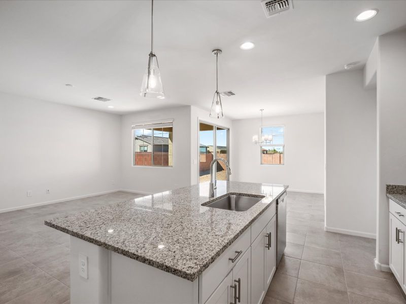 Furnished interior view inside a new home in Entrada Del Toro, Sahuarita (Image 3).