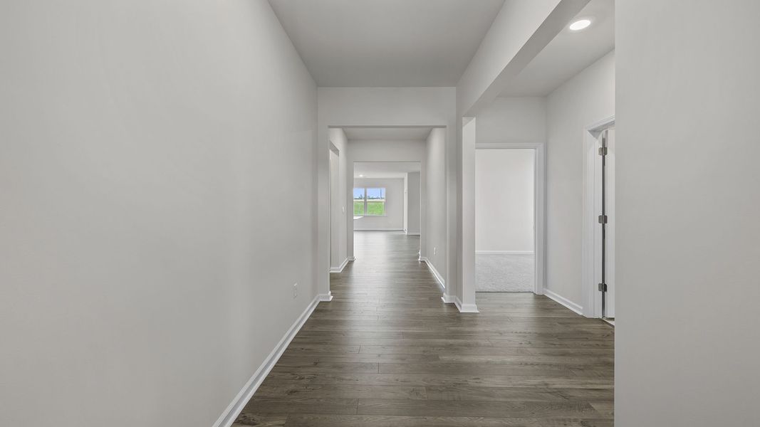 Spacious, unfurnished interior of a new home in Spring Ridge, Anderson (Image 11).