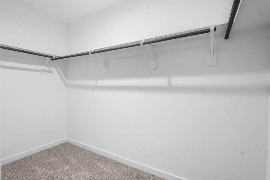 Spacious, unfurnished interior of a new home in Riverwood Ranch, Angleton (Image 16).