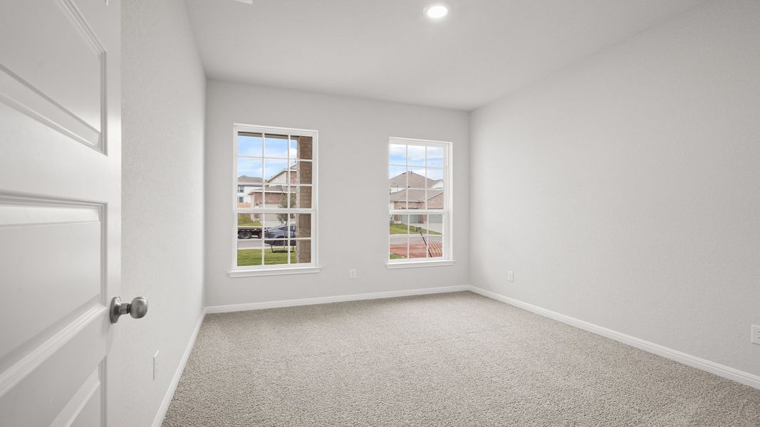 Secondary bedroom