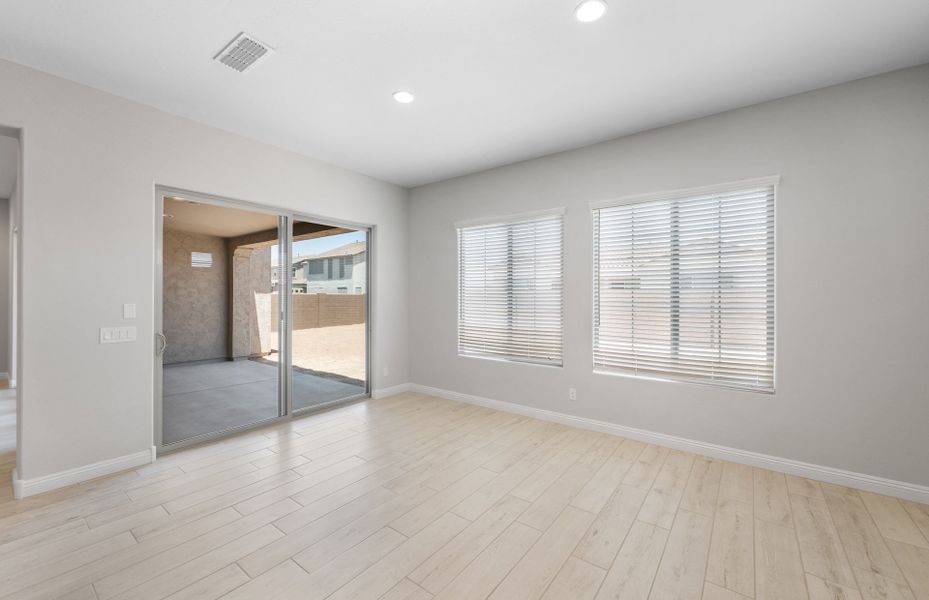 Spacious, unfurnished interior of a new home in Harvest - Enchantment Series, Queen Creek (Image 20). Spacious, unfurnished interior of a new home in Harvest - Enchantment Series, Queen Creek (Image 20).