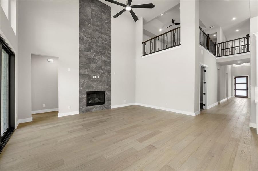 10. 4512 Meander - Family (2)