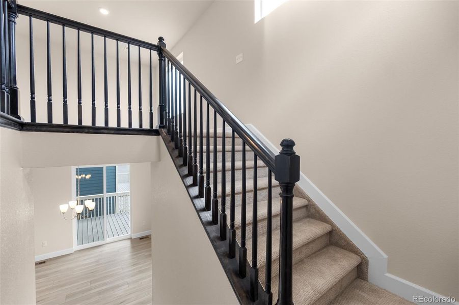 Spacious, unfurnished interior of a new home in , Castle Rock (Image 38).