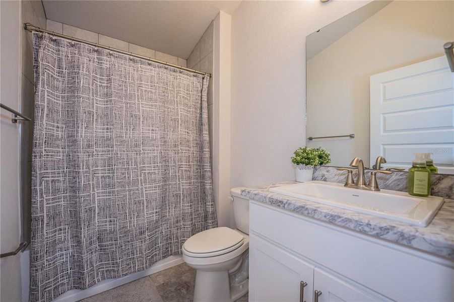 Furnished interior view inside a new home in , Winter Haven (Image 34).