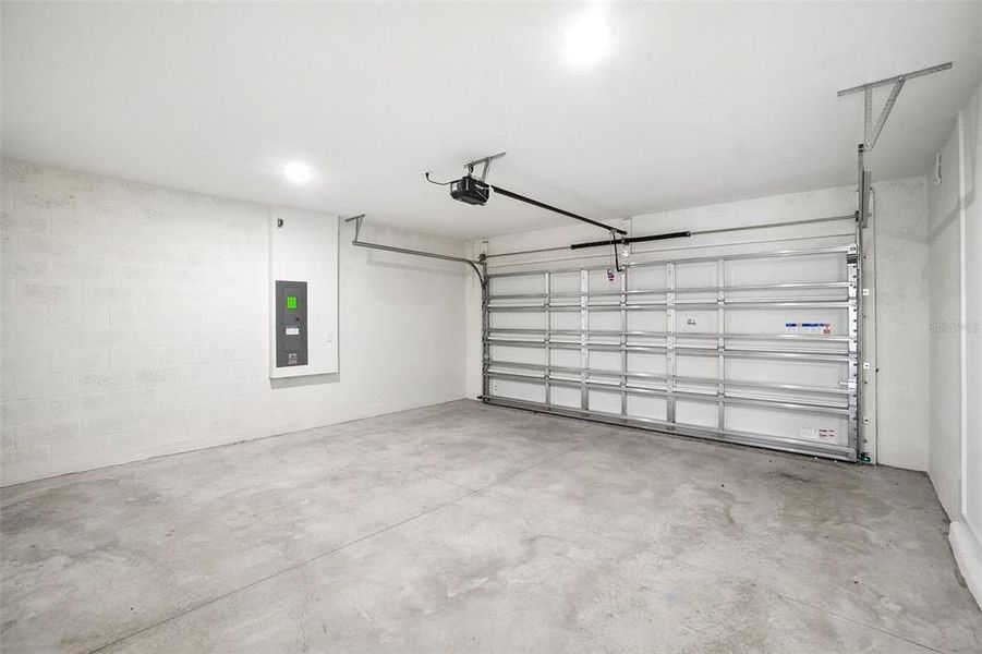 Spacious, unfurnished interior of a new home in Grasslands West, Lakeland (Image 32).