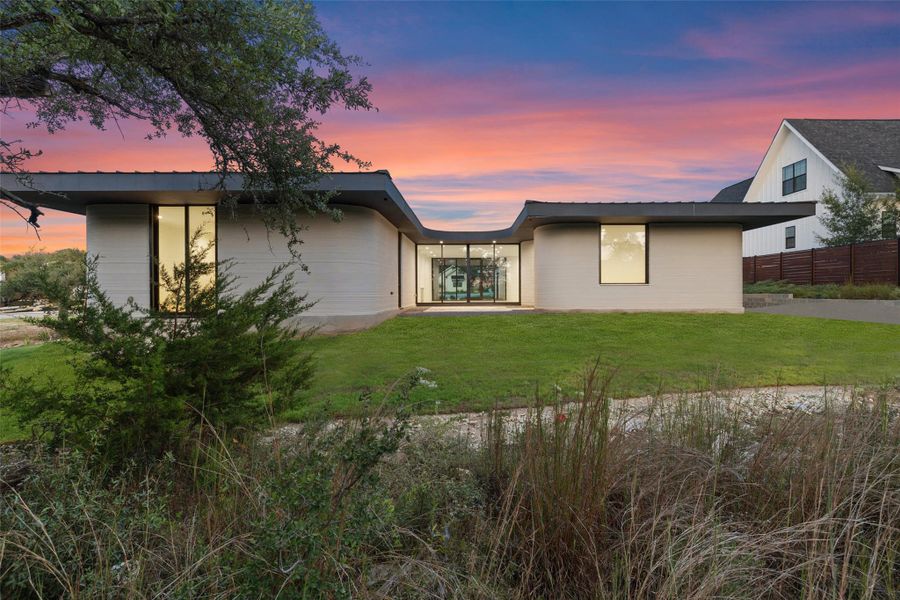 Exterior details and patio area of a home in Wimberley Springs, Wimberley (Image 3).