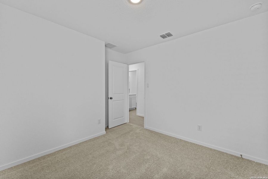 Spacious, unfurnished interior of a new home in Hidden Oasis, San Antonio (Image 16). Spacious, unfurnished interior of a new home in Hidden Oasis, San Antonio (Image 16).
