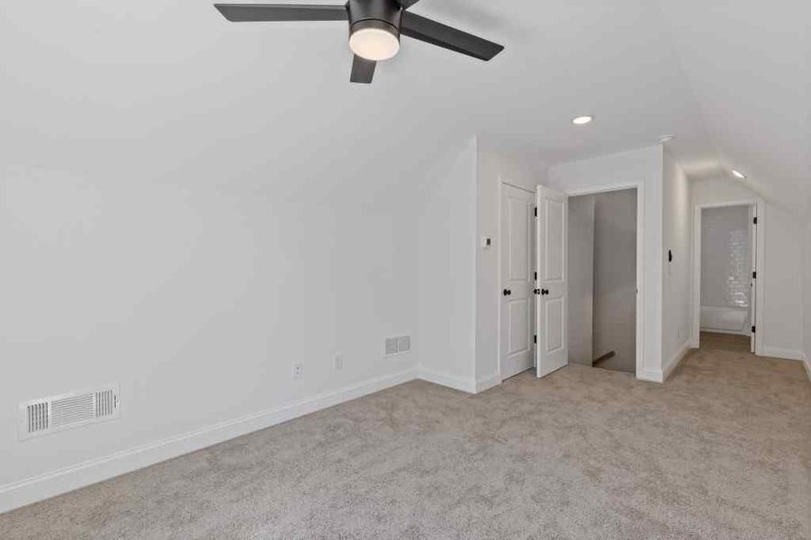 Spacious, unfurnished interior of a new home in , Covington (Image 11).