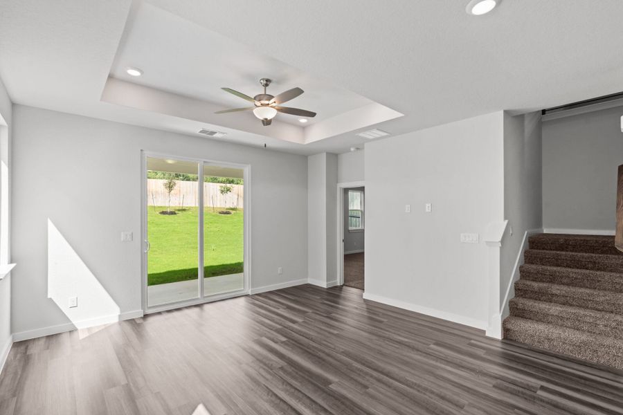Spacious, unfurnished interior of a new home in The Meadows at Hunters Ranch, San Antonio (Image 18).