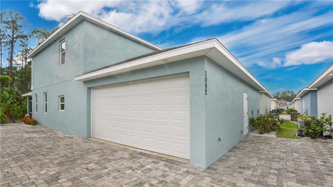 2 CAR GARAGE WITH PAVER DRIVEWAY