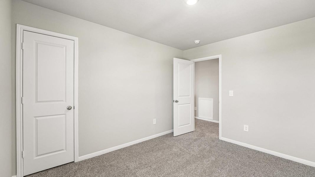 Spacious, unfurnished interior of a new home in Carillon, Manor (Image 9).