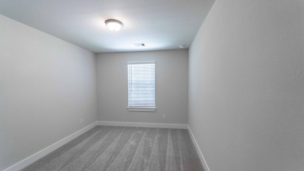 Spacious, unfurnished interior of a new home in Columbia Lakes, West Columbia (Image 39).