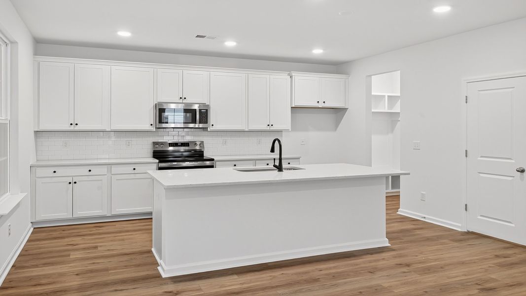 Representative furnished interior of a home built from the Pritchard by DRB Homes in Oak Bend, James Island (Image 8). Representative furnished interior of a home built from the Pritchard by DRB Homes in Oak Bend, James Island (Image 8).