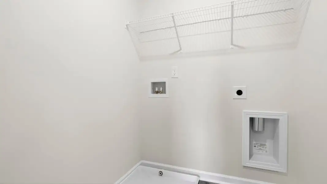 Spacious, unfurnished interior of a new home in Durbin Meadows Traditions, Fountain Inn (Image 35).