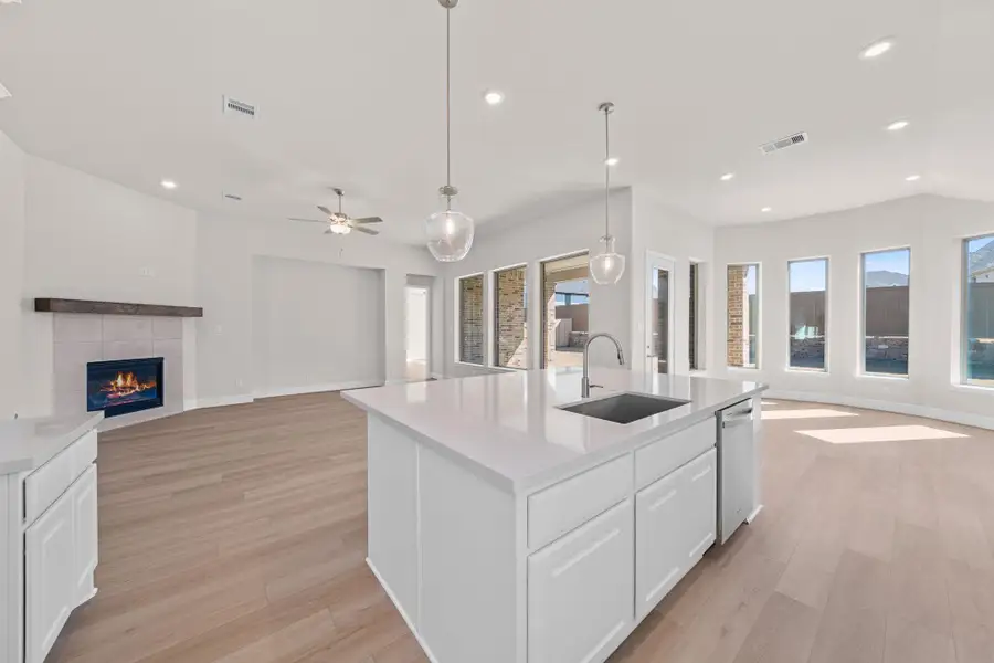 Furnished interior view inside a new home in Chambers Creek, Willis (Image 10).