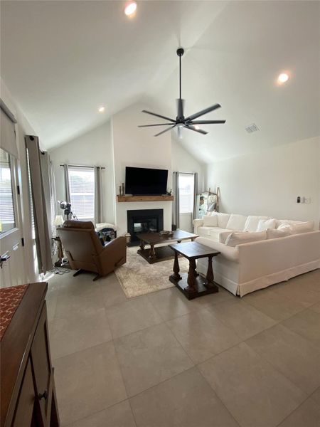 Furnished interior view inside a new home in Centennial Oaks, Santa Fe (Image 29).