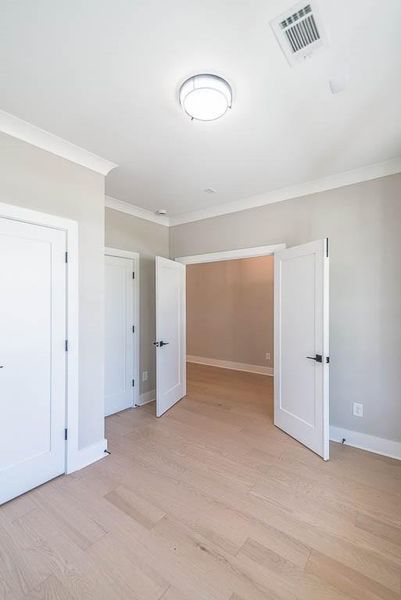 Spacious, unfurnished interior of a new home in Creekside, Decatur (Image 16).
