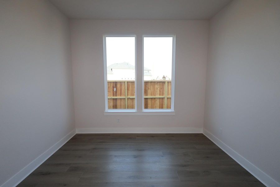 Spacious, unfurnished interior of a new home in Dunham Pointe, Cypress (Image 16).