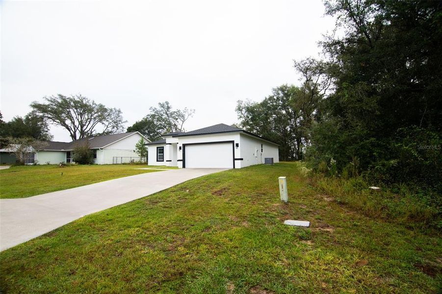 Natural landscape and outdoor views near  in Ocala (Image 18).