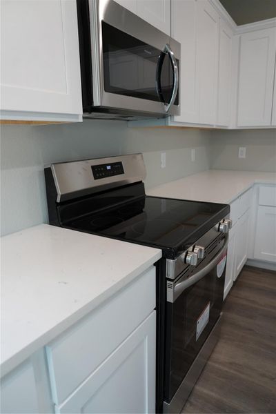 Furnished interior view inside a new home in , Anahuac (Image 4). Furnished interior view inside a new home in , Anahuac (Image 4).