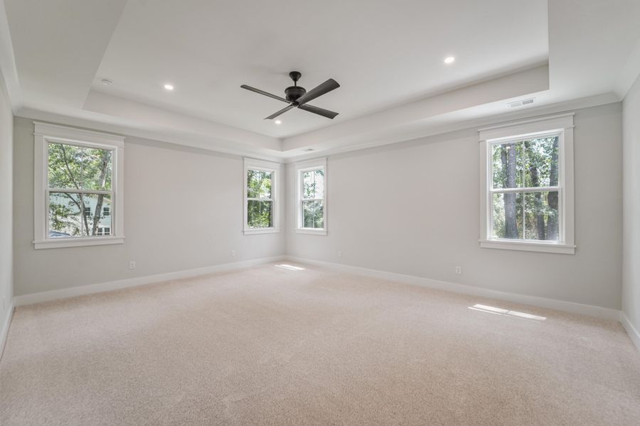 Spacious, unfurnished interior of a new home in , Hollywood (Image 19). Spacious, unfurnished interior of a new home in , Hollywood (Image 19).