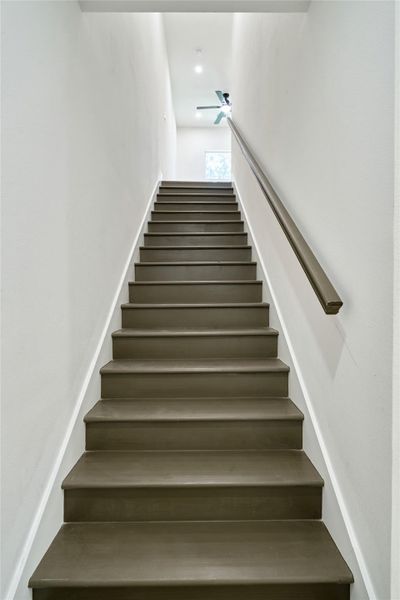 Spacious, unfurnished interior of a new home in , Livingston (Image 13).