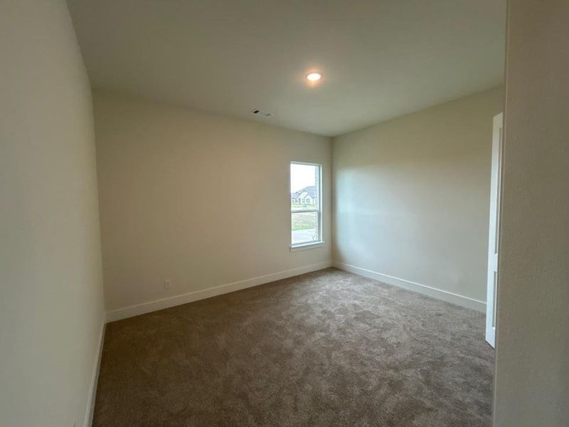 Spacious, unfurnished interior of a new home in Creekview Addition, Van Alstyne (Image 14).