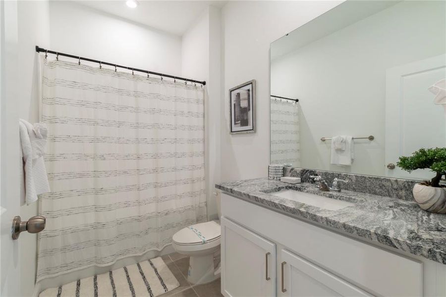 Furnished interior view inside a new home in , Kissimmee (Image 18).