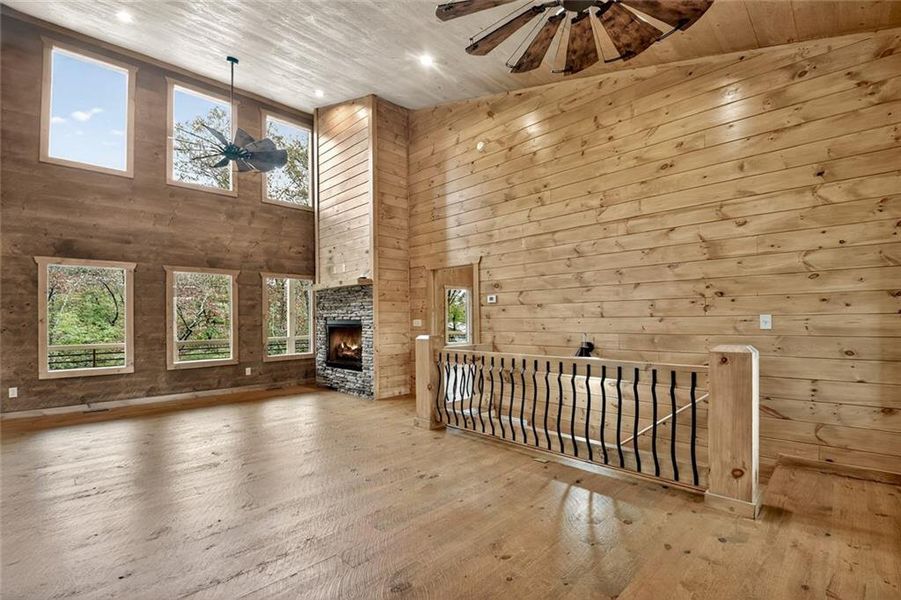 Spacious, unfurnished interior of a new home in , Blue Ridge (Image 22).