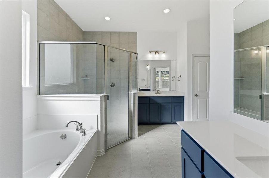 Furnished interior view inside a new home in Oak Grove Addition, Springtown (Image 7).