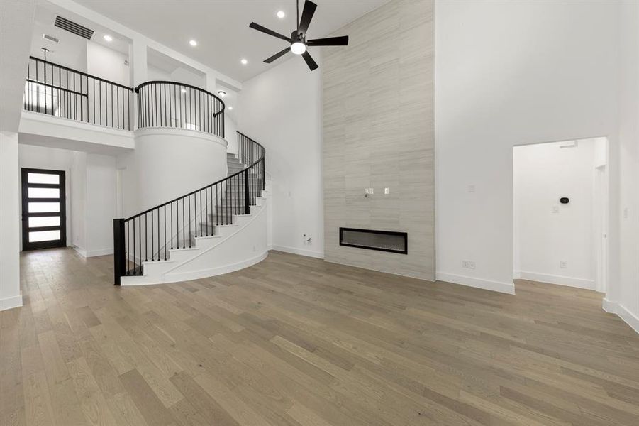 07. 5701 Burford - Family (3)