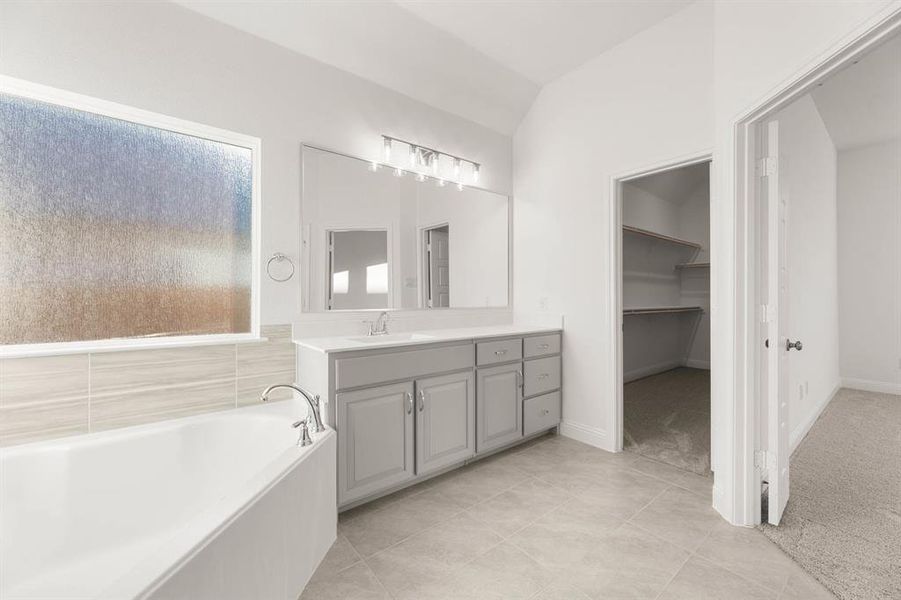 47 Magpie-Primary Suite-3