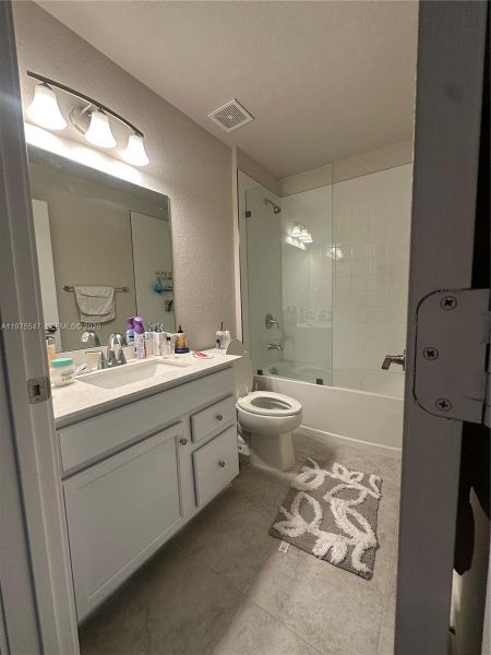 Furnished interior view inside a new home in , Florida City (Image 5).