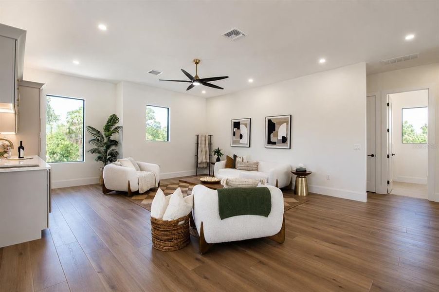 Furnished interior view inside a new home in , Sarasota (Image 39).