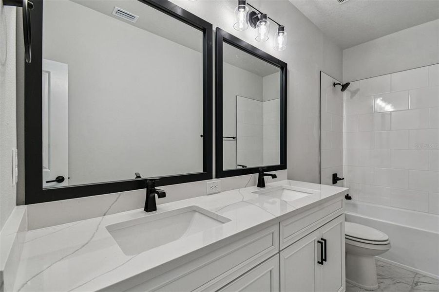 Image 40 of a home in Persimmon Park - Garden Series.