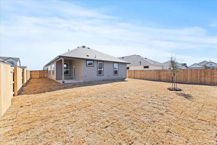 Exterior details and patio area of a home in Trace, San Marcos (Image 4).