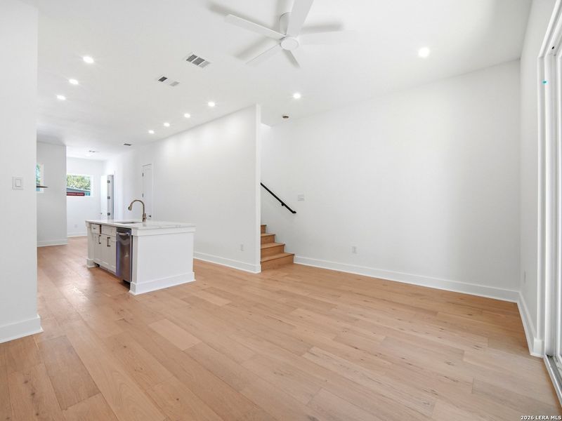 Spacious, unfurnished interior of a new home in , San Antonio (Image 22).