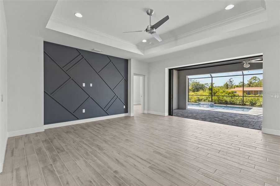 Spacious, unfurnished interior of a new home in , Port Charlotte (Image 26).