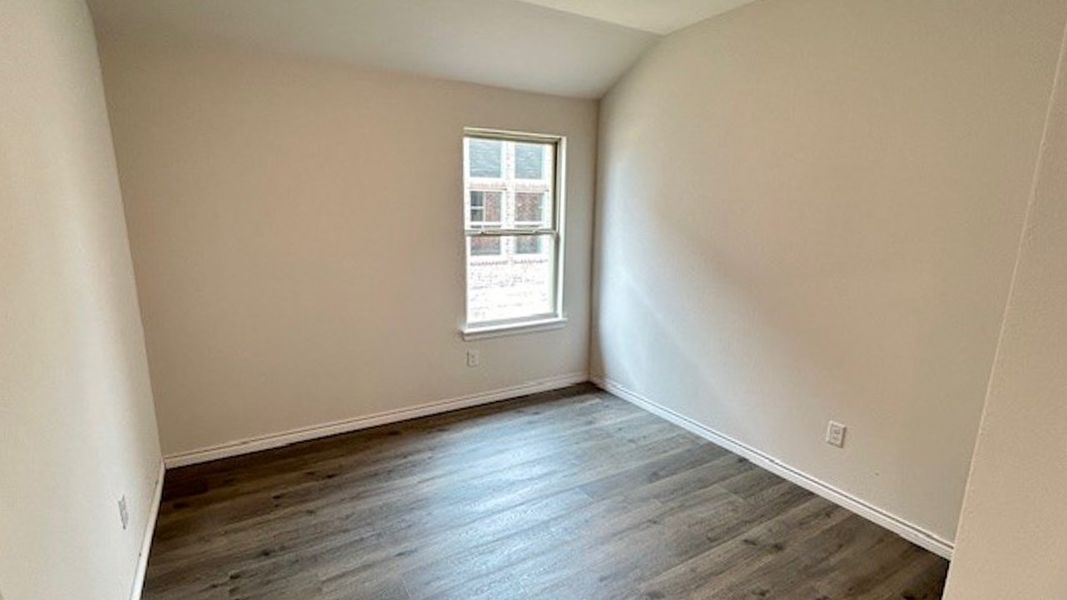 Spacious, unfurnished interior of a new home in Liberty Crossing, Royse City (Image 8).
