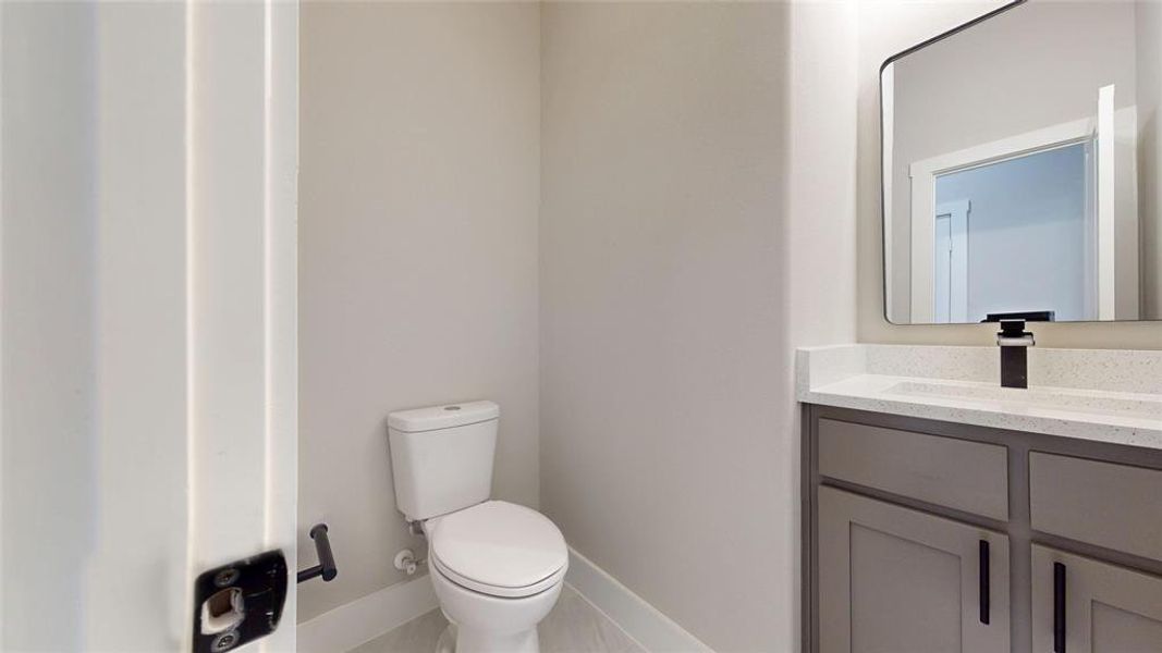 Furnished interior view inside a new home in , Grand Prairie (Image 6).