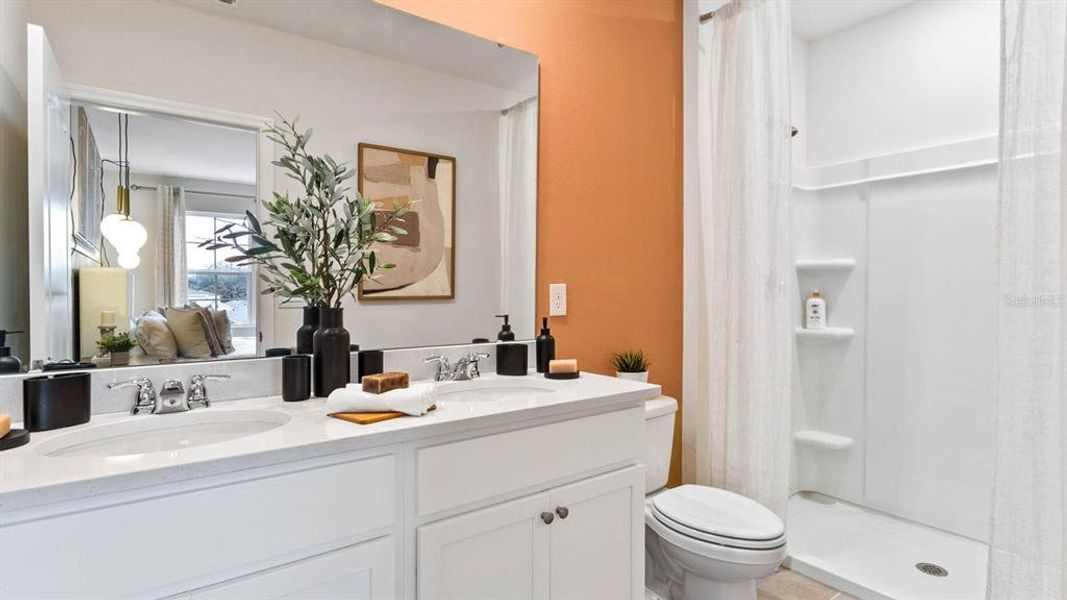 Furnished interior view inside a new home in , Land O' Lakes (Image 18).