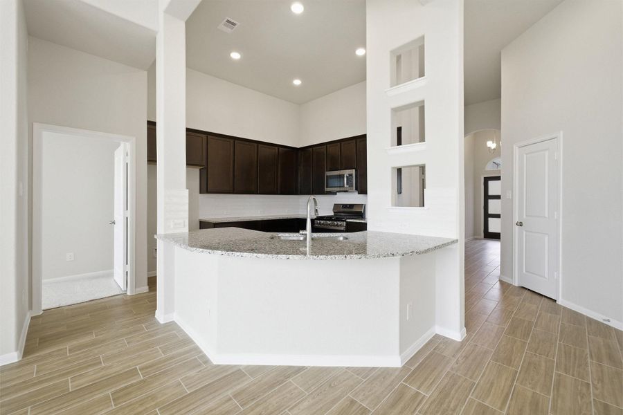 Furnished interior view inside a new home in Creekhaven, Rosharon (Image 12).