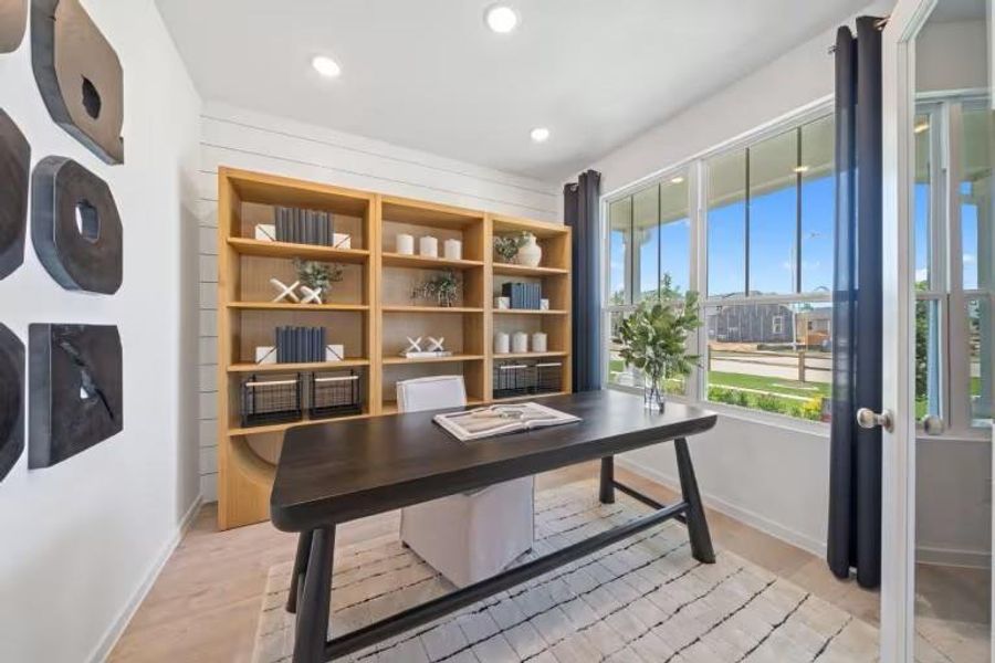 MODEL HOME images may NOT be consistent with the finished product. MODEL HOME images may NOT be consistent with the finished product.