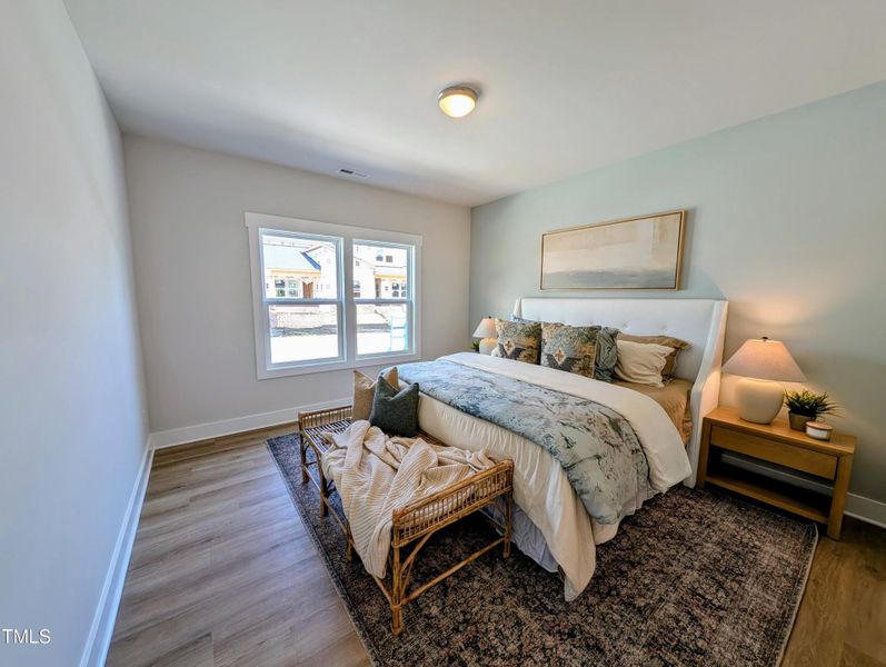 Downstairs Main Suite