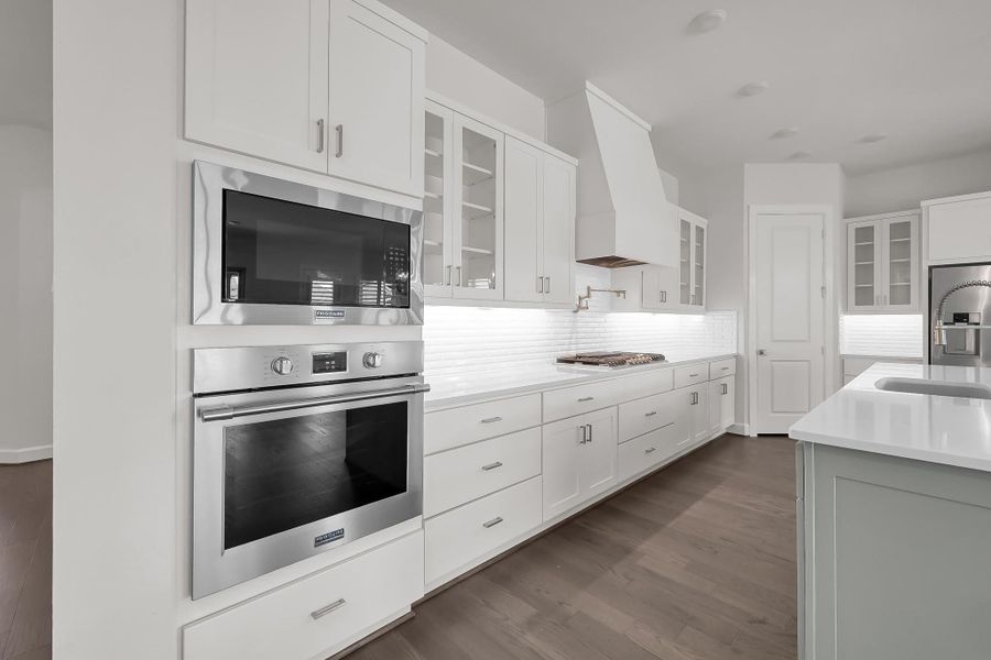 Furnished interior view inside a new home in The Meadows at Imperial Oaks, Conroe (Image 9). Furnished interior view inside a new home in The Meadows at Imperial Oaks, Conroe (Image 9).