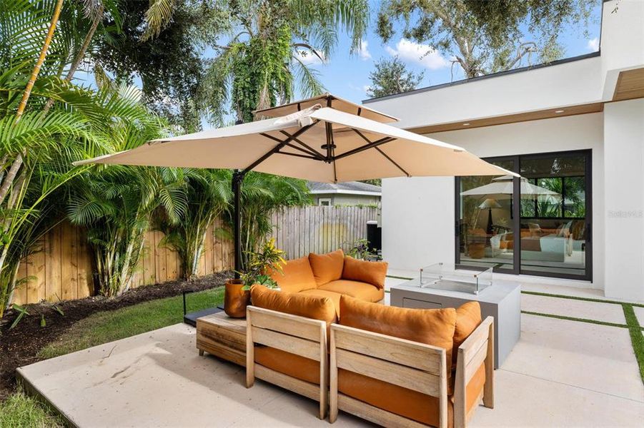 Furnished interior view inside a new home in , Sarasota (Image 49).