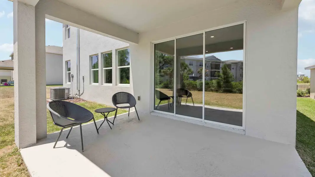Representative furnished interior of a home built from the Coral by D.R. Horton in Ridge at Heath Brook, Ocala (Image 28).